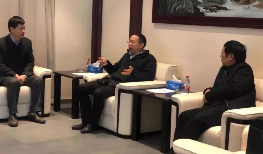 8ed3831a42ff053b4cf12192968f6cac.jpg 8ed3831a42ff053b4cf12192968f6cac.jpg